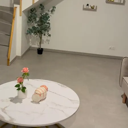 Maison Proche Lac D Annecy 빌라 Sillingy